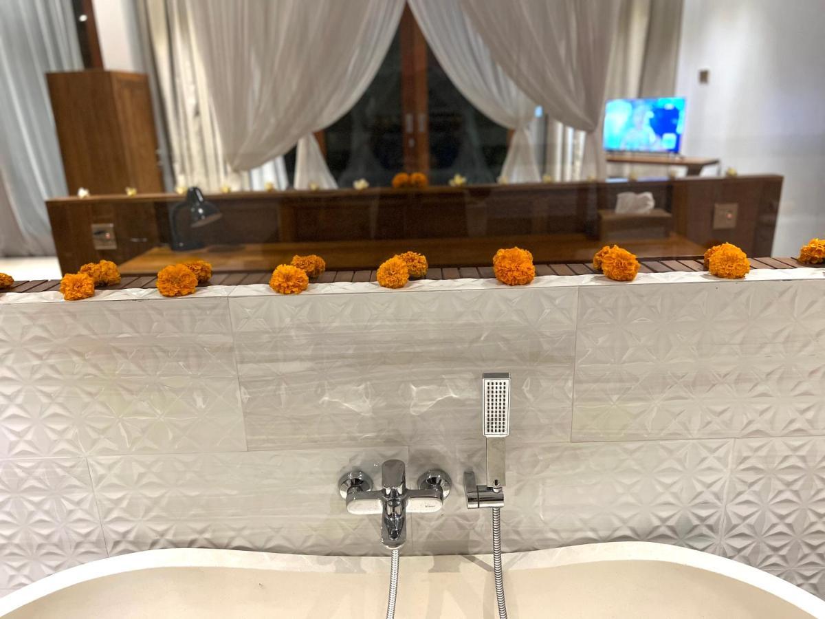 Nirankara Ubud Villa 外观 照片